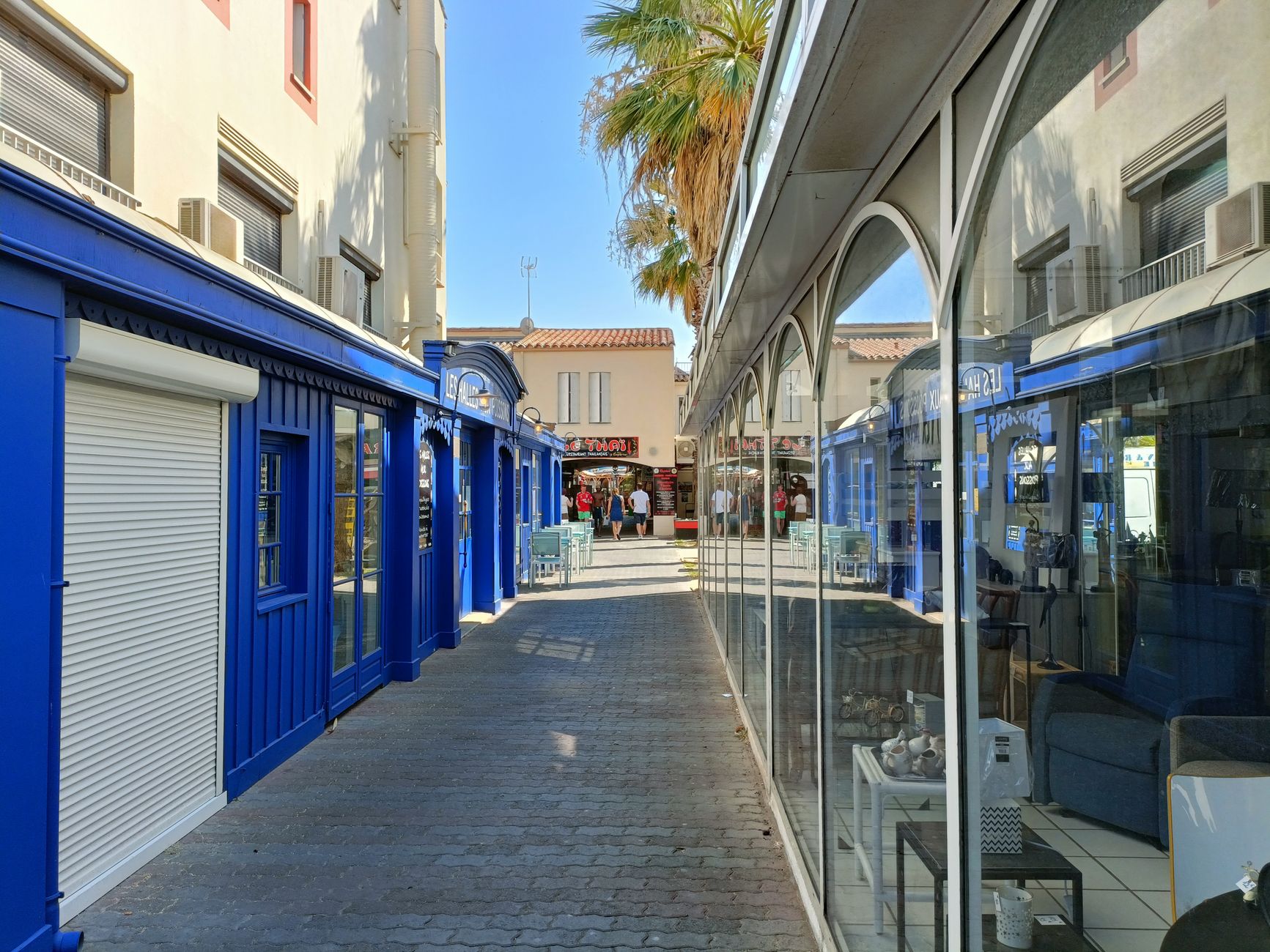 Agence immobilière commerciale équipe à Béziers